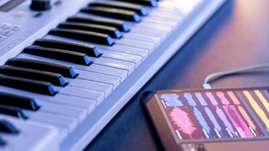 Piano numérique portable ou meuble : lequel choisir pour vos besoins ?